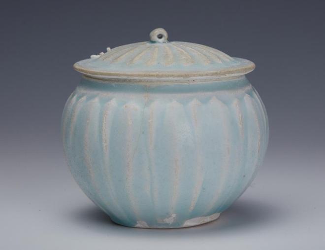 菊君子”藏着中国人的千年偏爱pg电子中文模拟器文物上的“(图7)