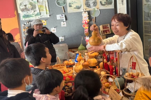 阮氏微雕葫芦焕“新”而行pg电子平台新春